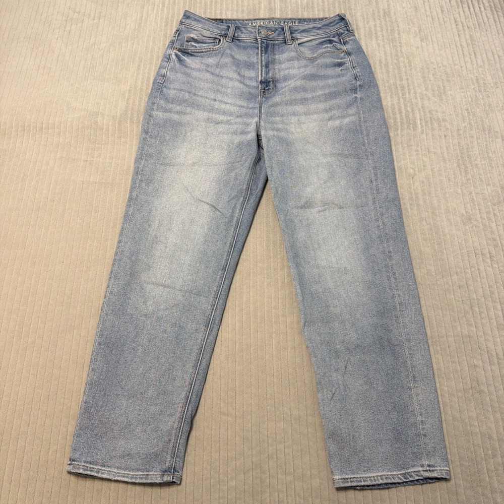 American Eagle Mom Jeans Women 8 short Relaxed Straight Leg Med Wash 29x27